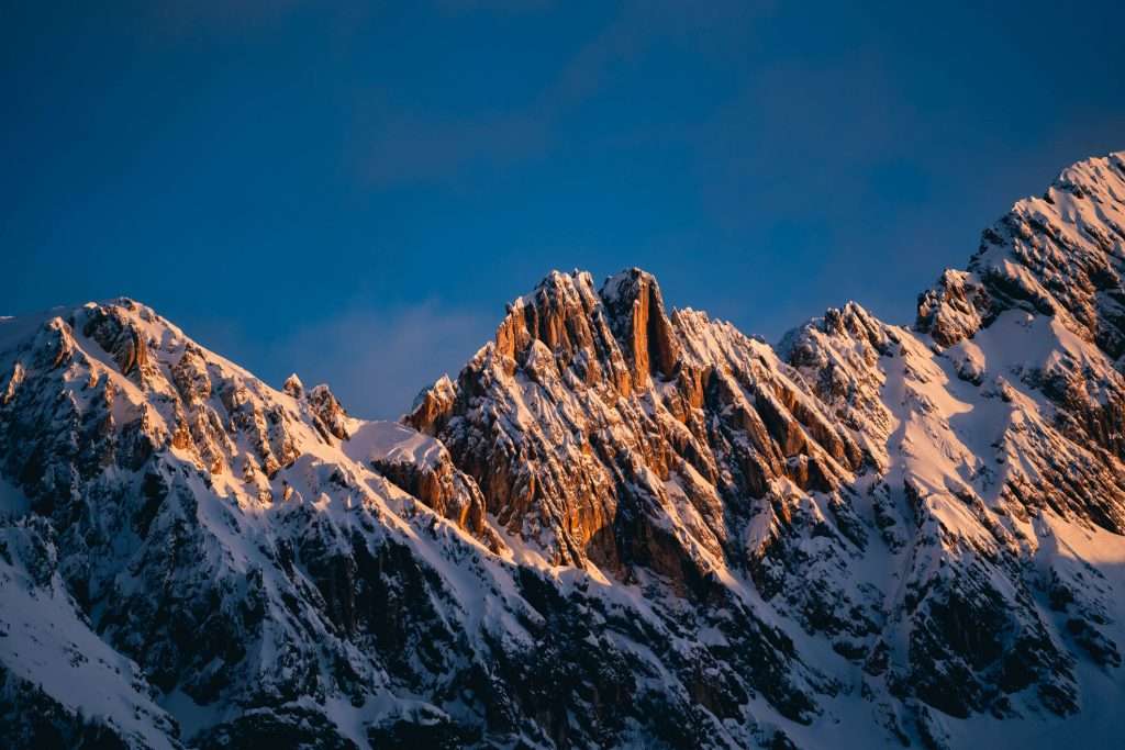 Veduta sulle creste tra Punta Nera e Monte Faloria. 15 febbraio 2022.