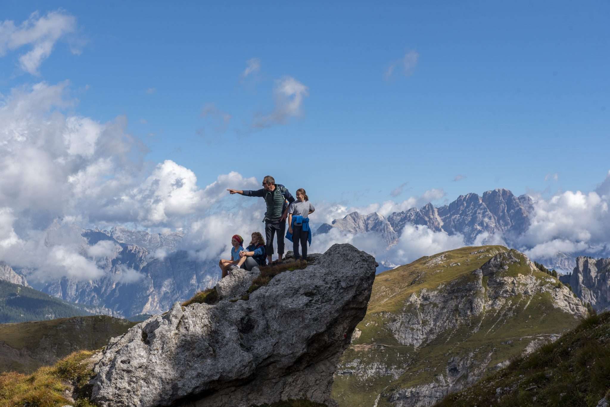 Trekking family_Cortina Cernera_Cortinadampezzo.it