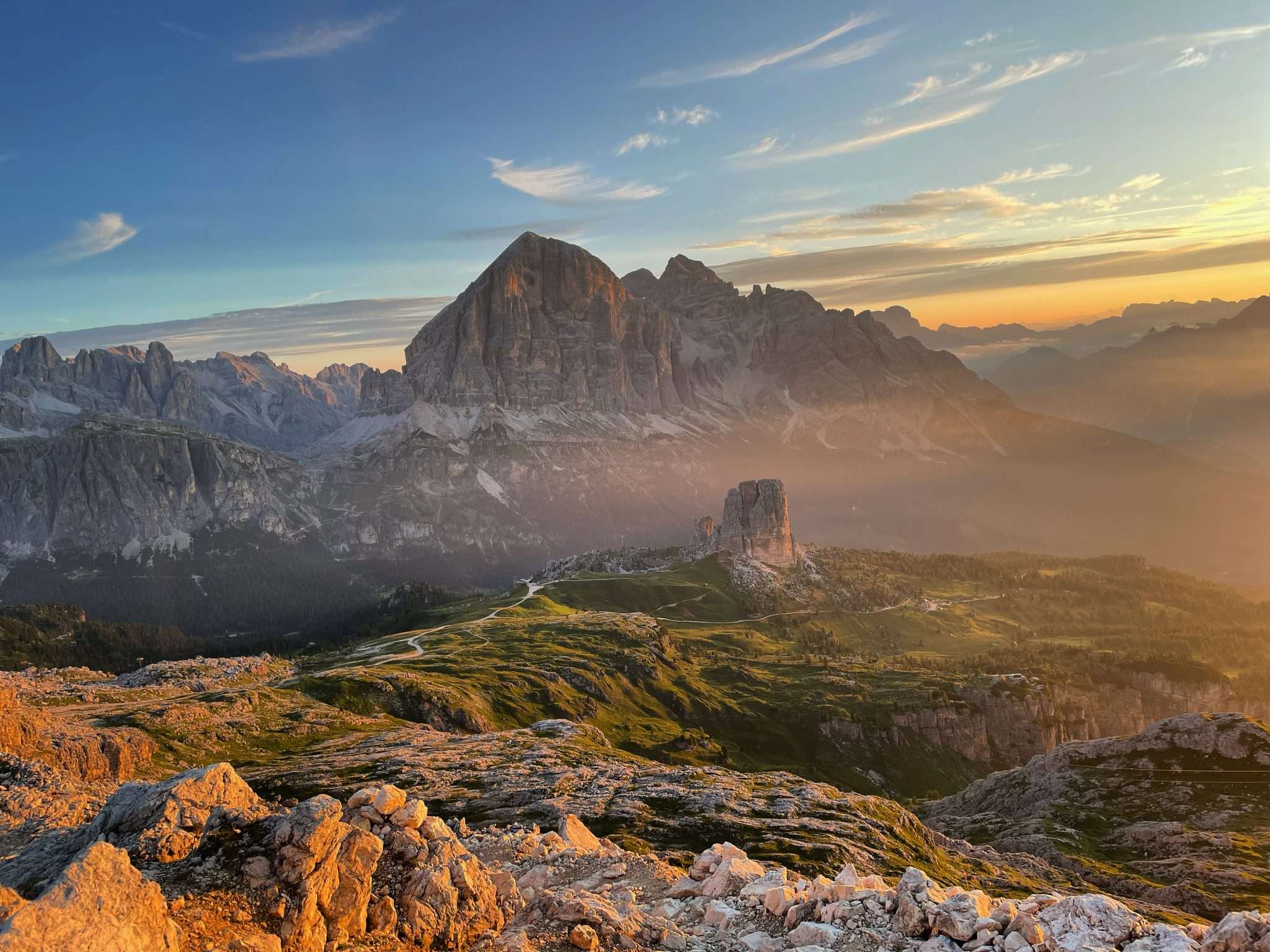 Alba in Cinque Torri_Estate a Cortina