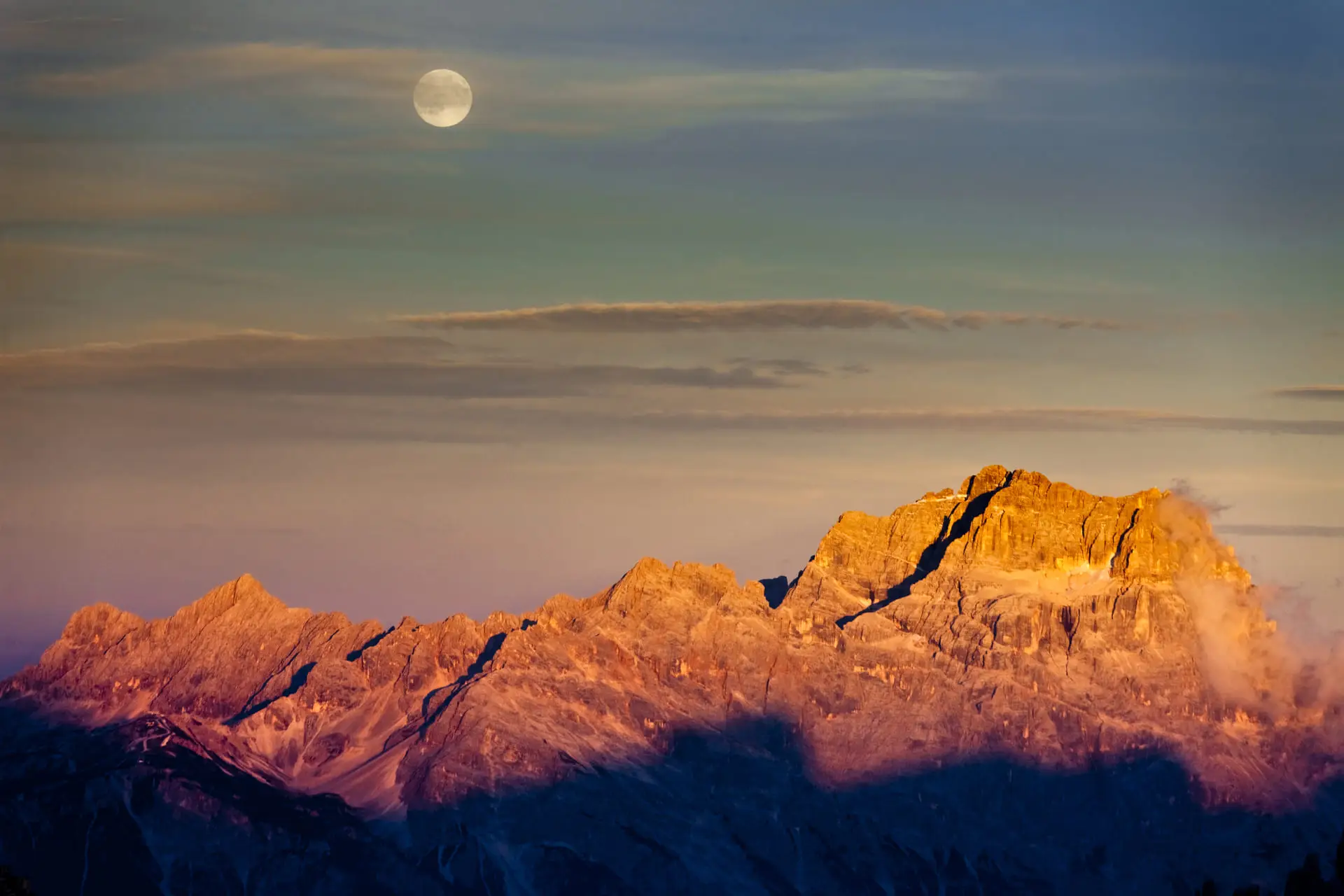 Tramonto di settembre a Cortina, luna piena